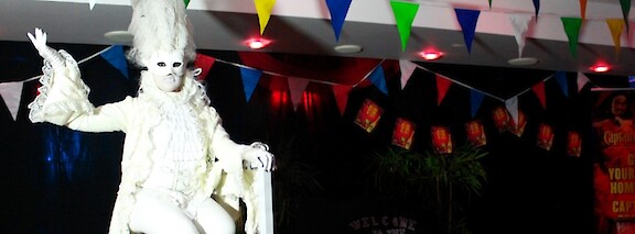 levitating human statue hire uk